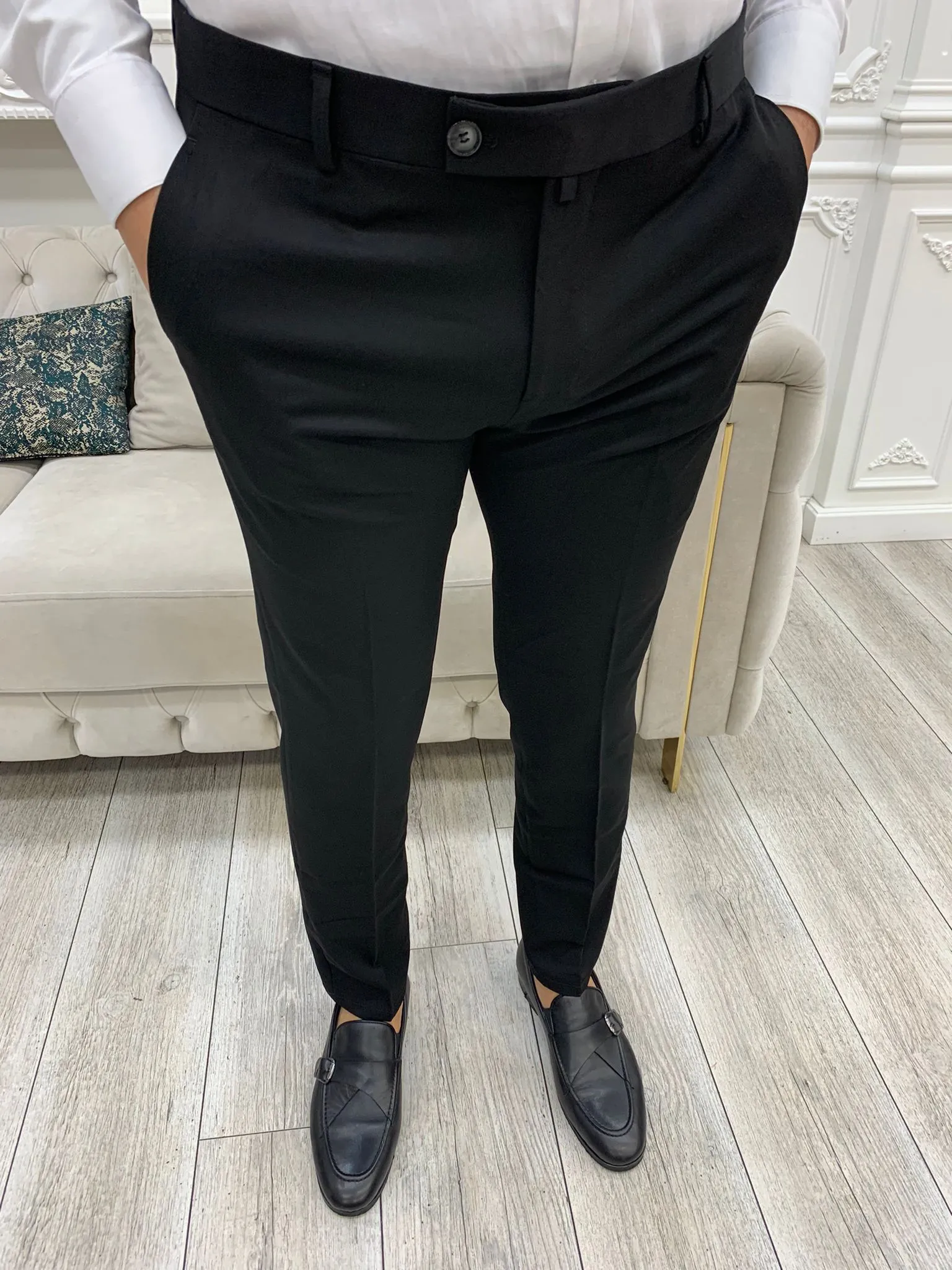 Black Italian Style Slim Fit Trousers for Every Occasion