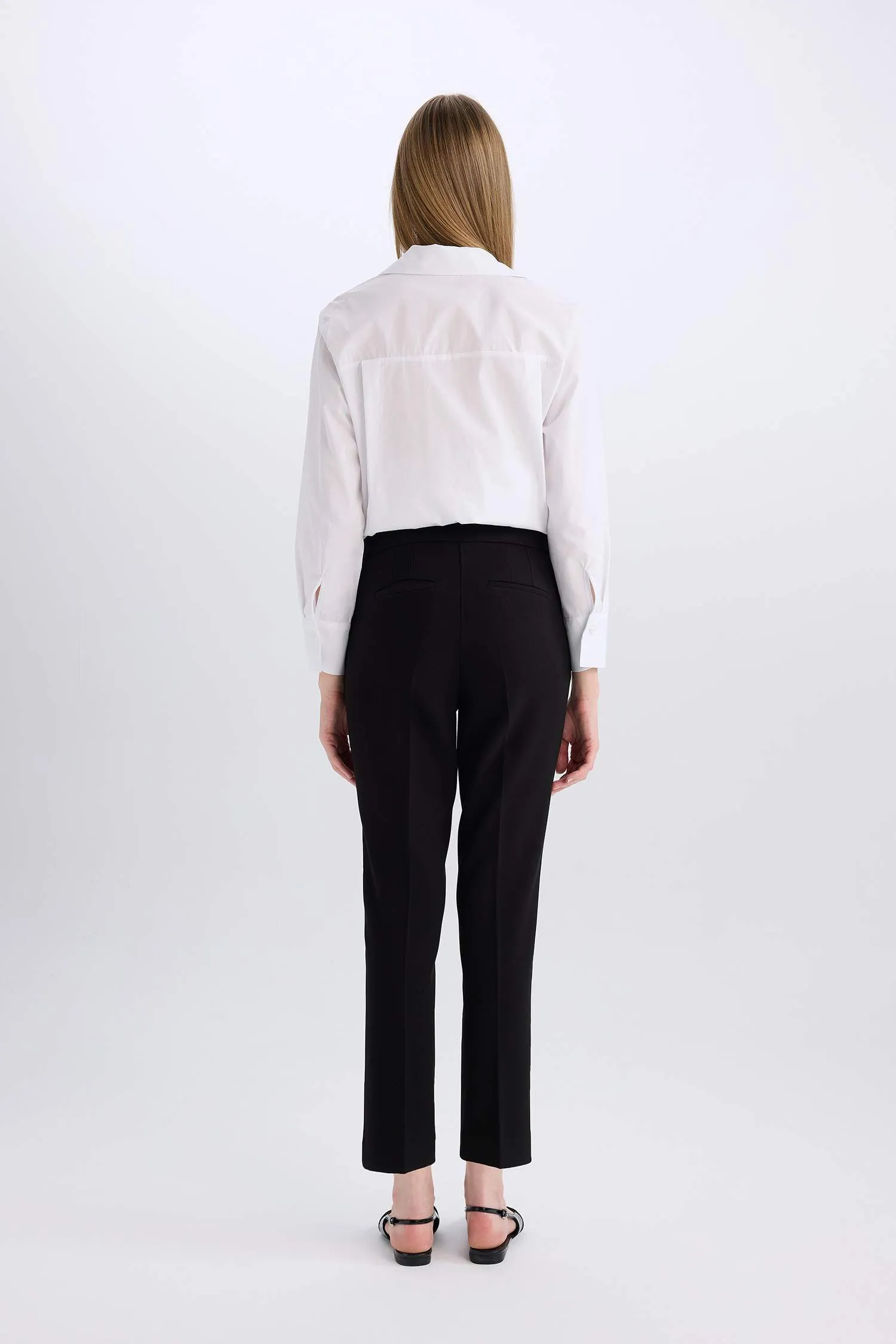 Carrot Fit Regular Hem Double Pocket Trousers