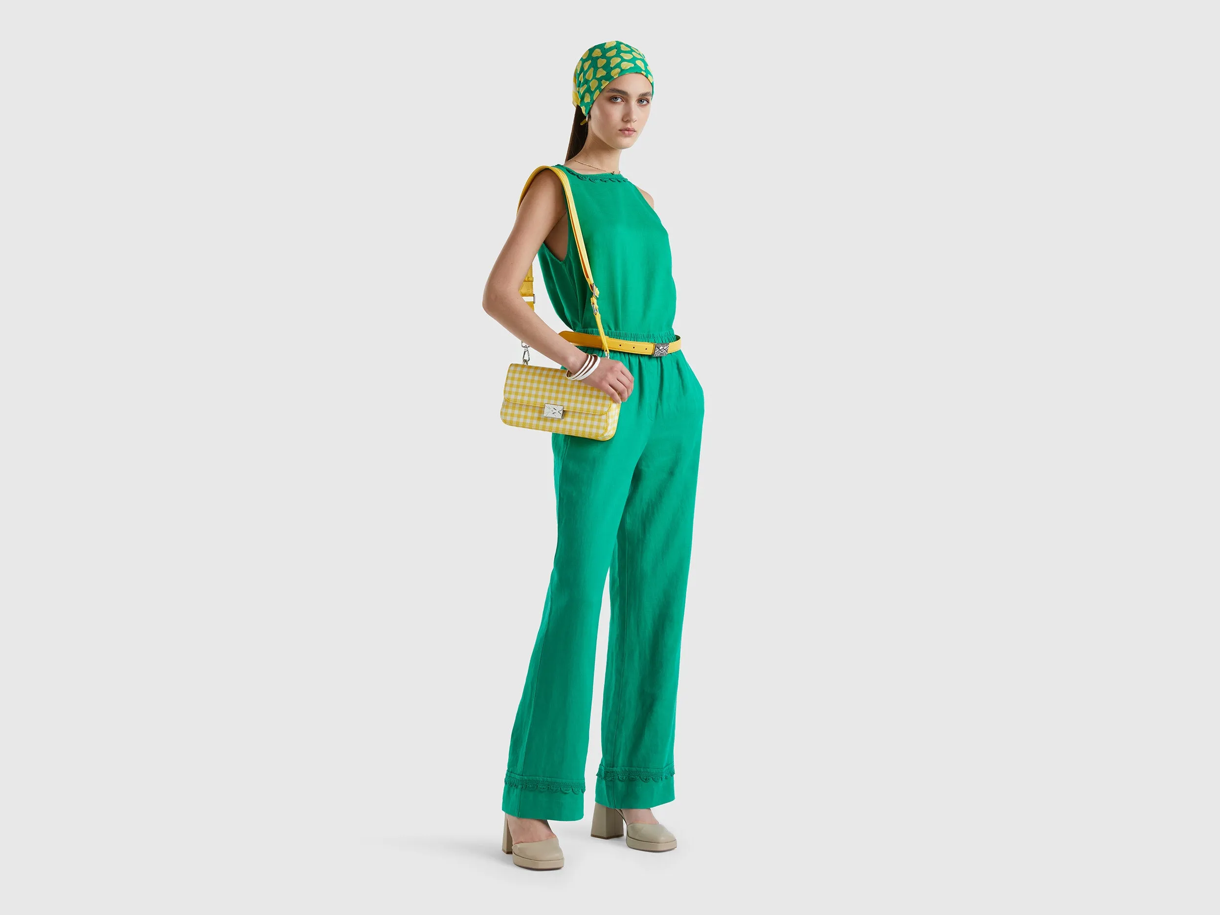 Crochet Detailed Hem Relaxed Wide Green Linen Trousers