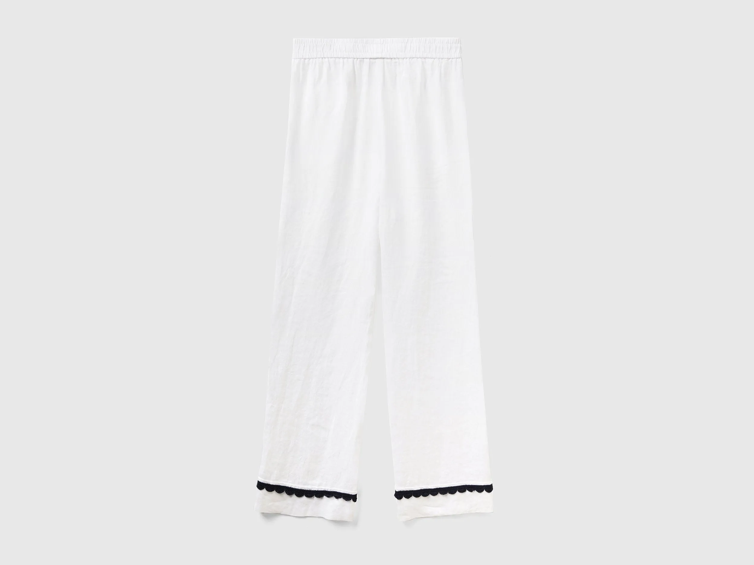 Crochet Detailed Hem Relaxed Wide White Linen Trousers