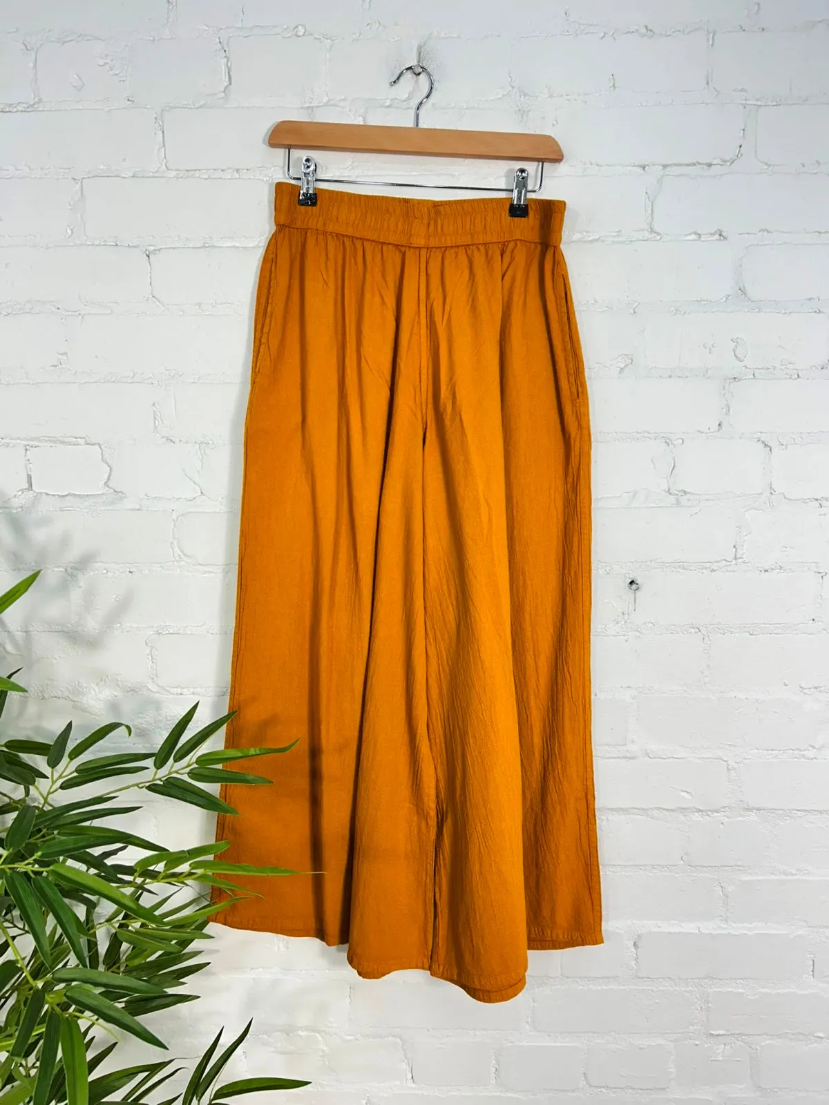 Cropped Wide Leg Trousers