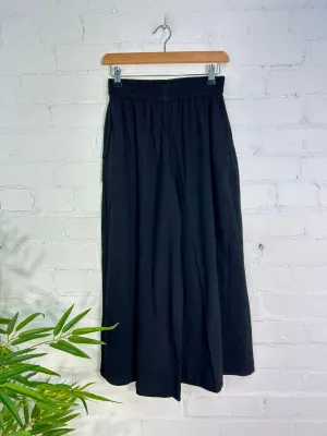 Cropped Wide Leg Trousers