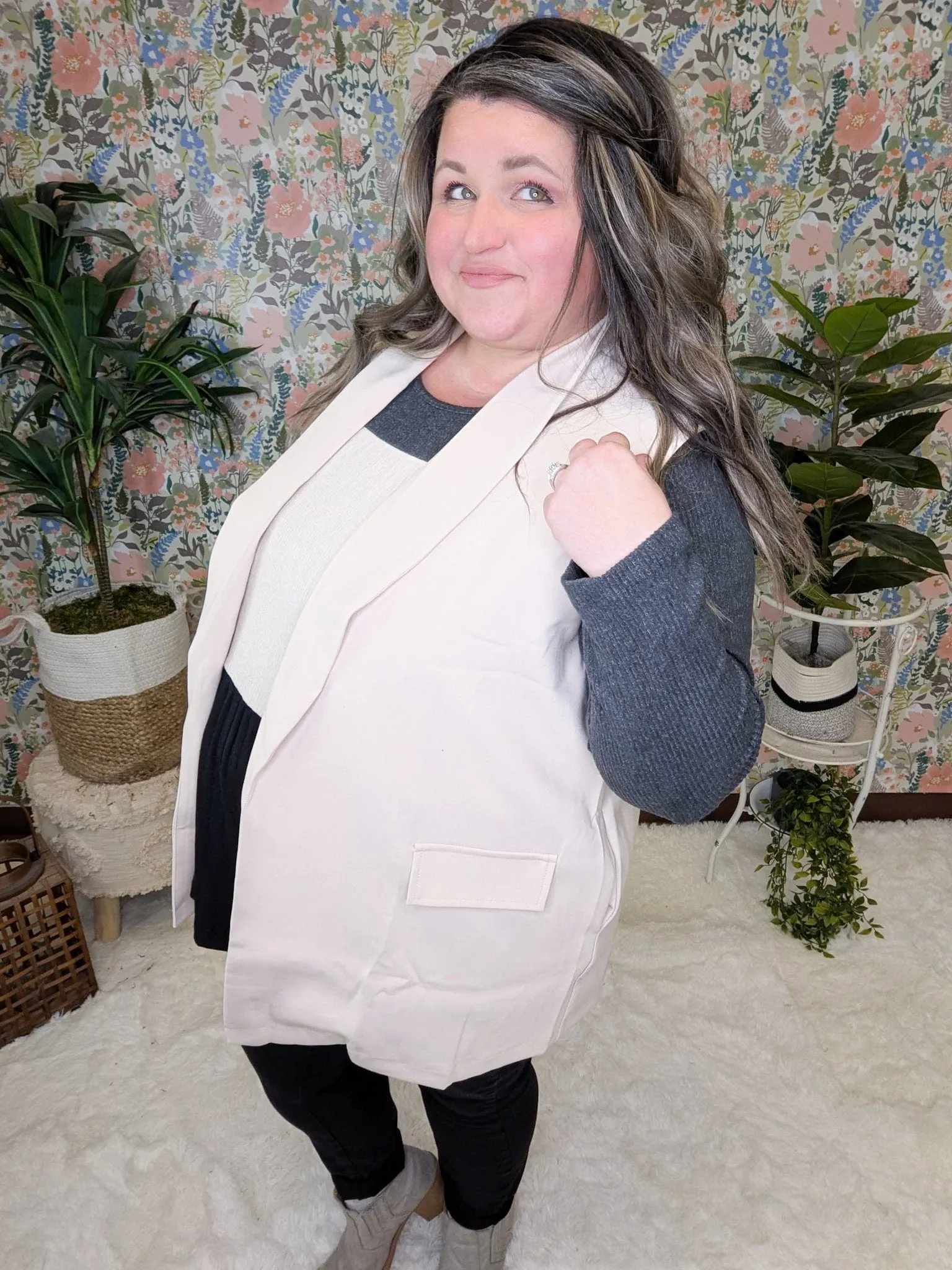 Donna Colorblock Flowy Tiered Top in Neutrals