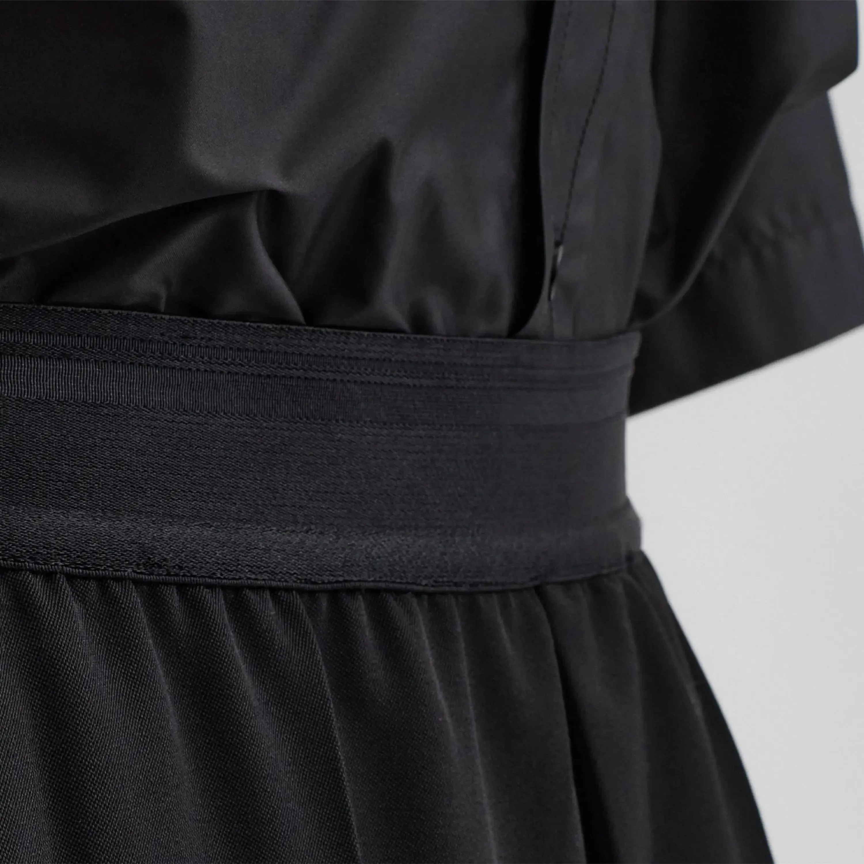 EASED TROUSERS | black wool