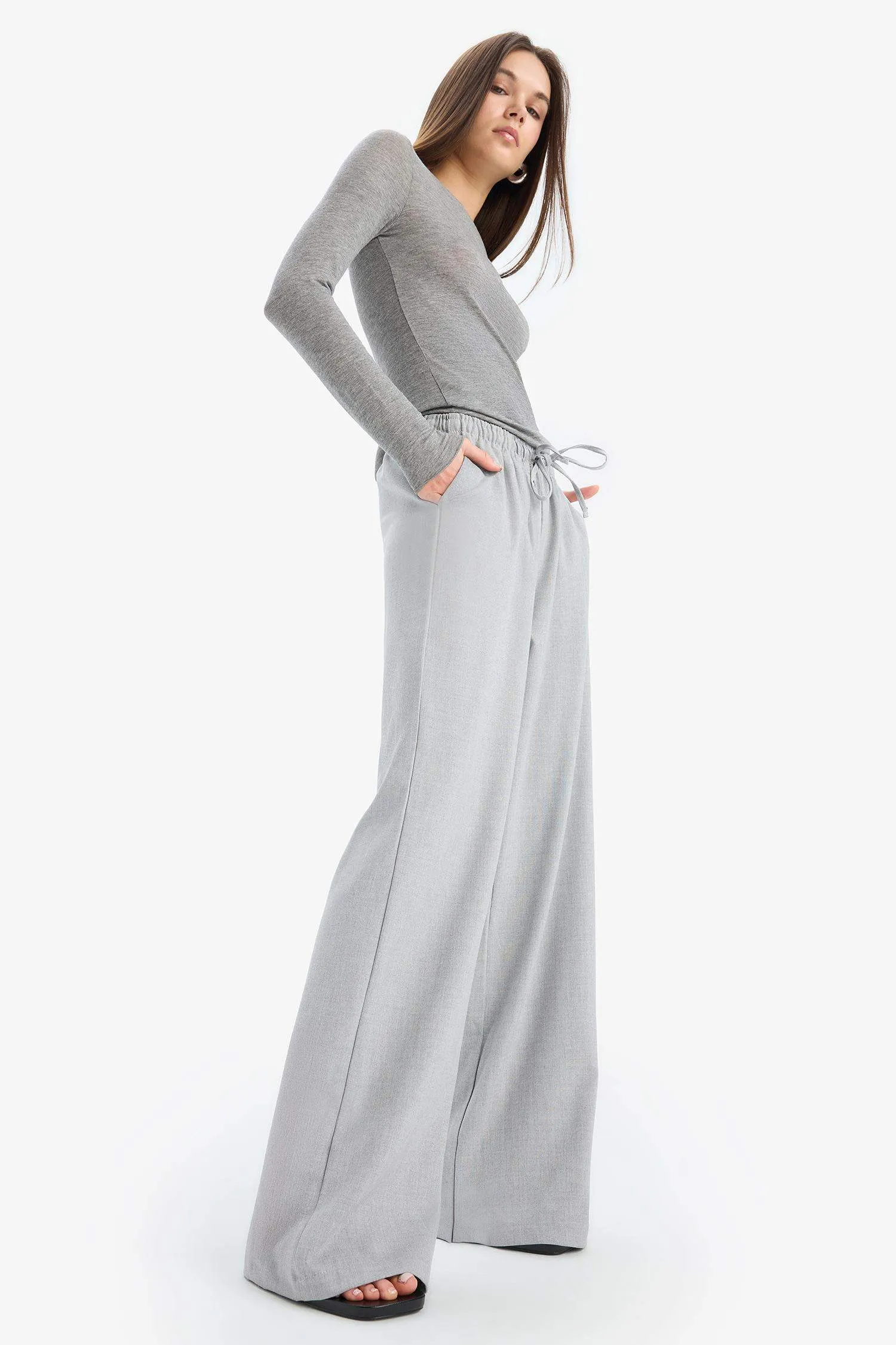 Elastic Waist Wide Leg Fabric Trousers