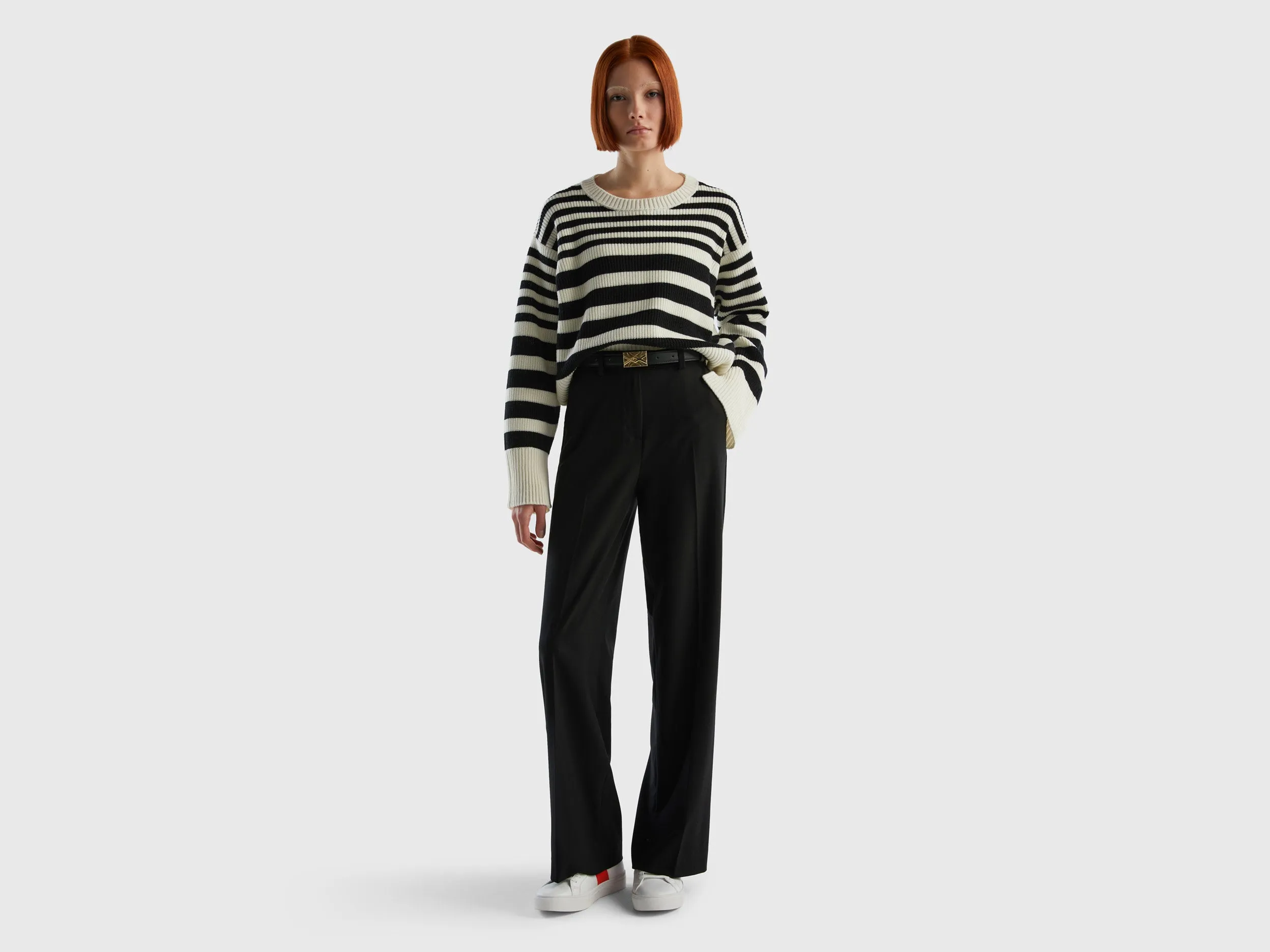 FLOWY TROUSERS WITH WIDE LEG