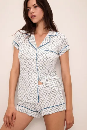 Gisele Printed Shortie Set Petite Batik Ivory/Denim Blue