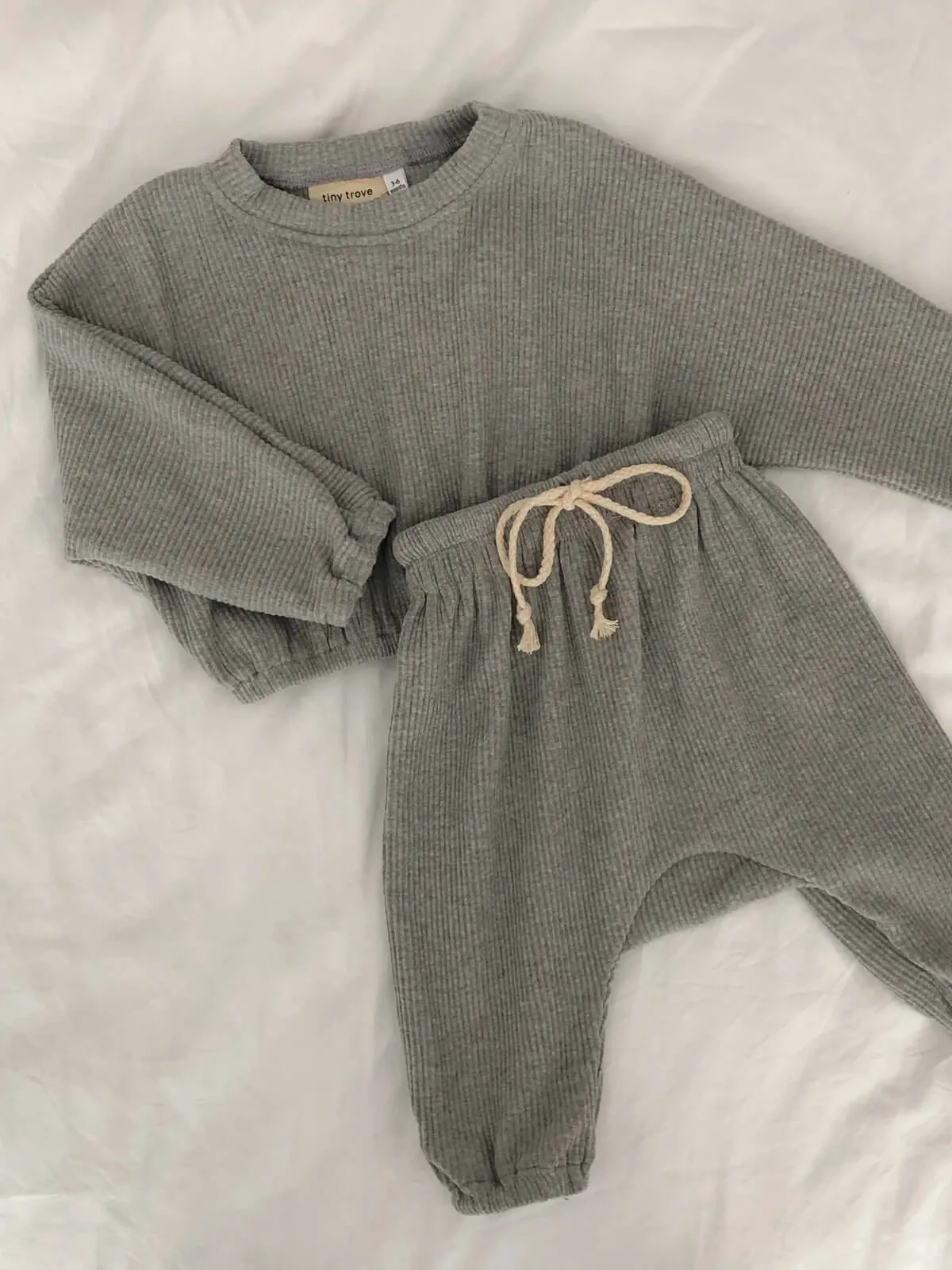 Jett Pullover - Grey