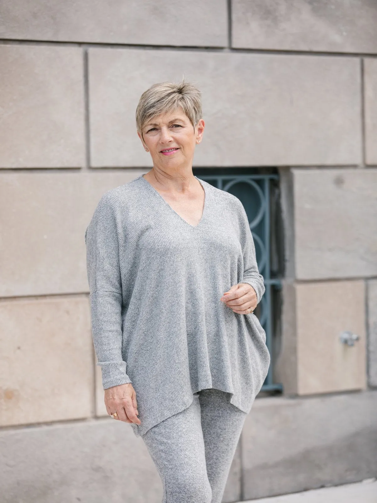 Jill Pullover