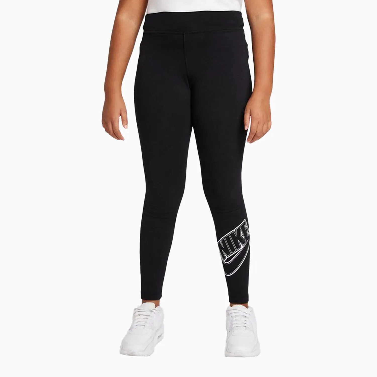 Kid's Nike Sportswear Outfit