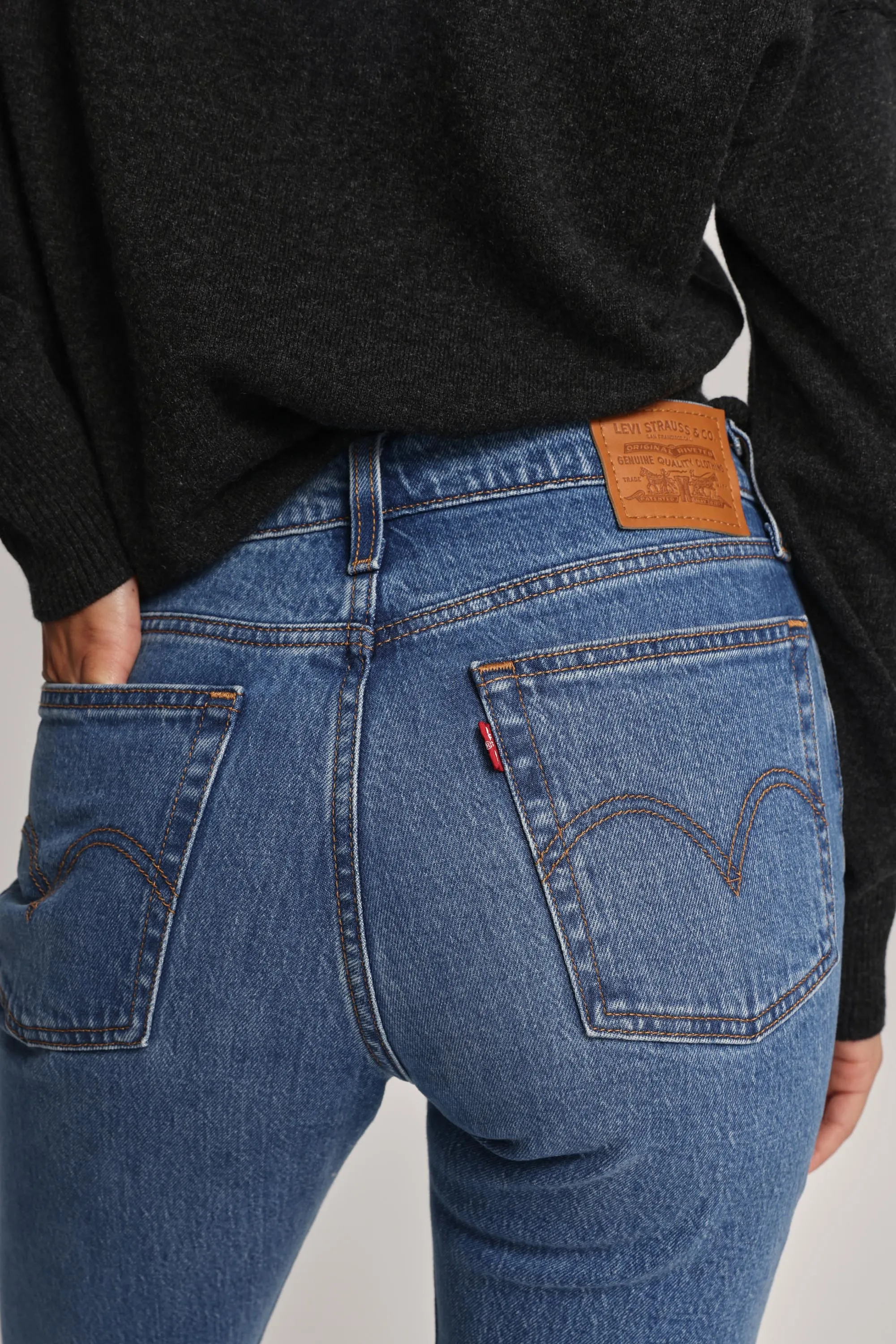 Levi's Wedgie Straight Jeans