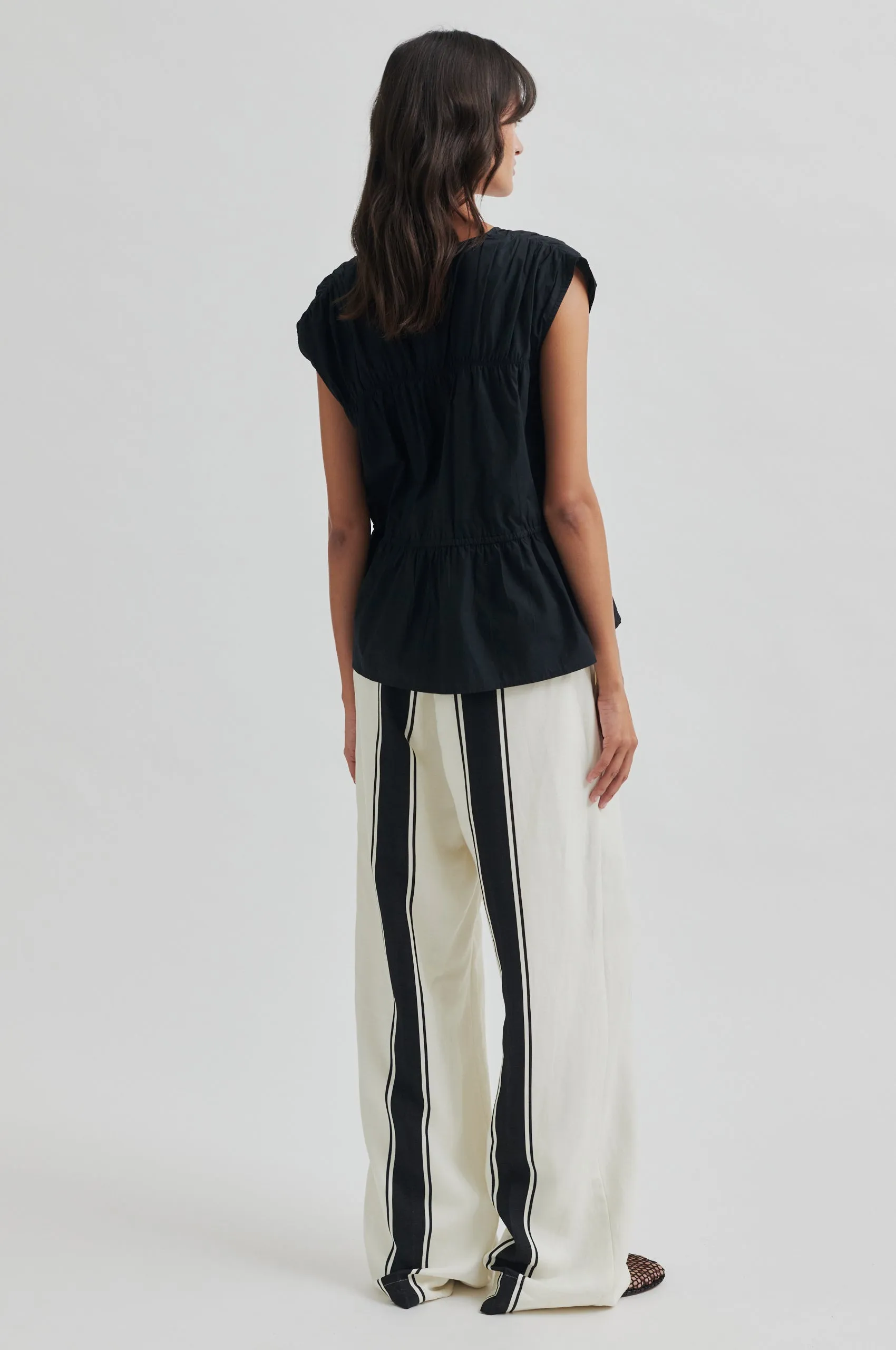 Lie Trousers