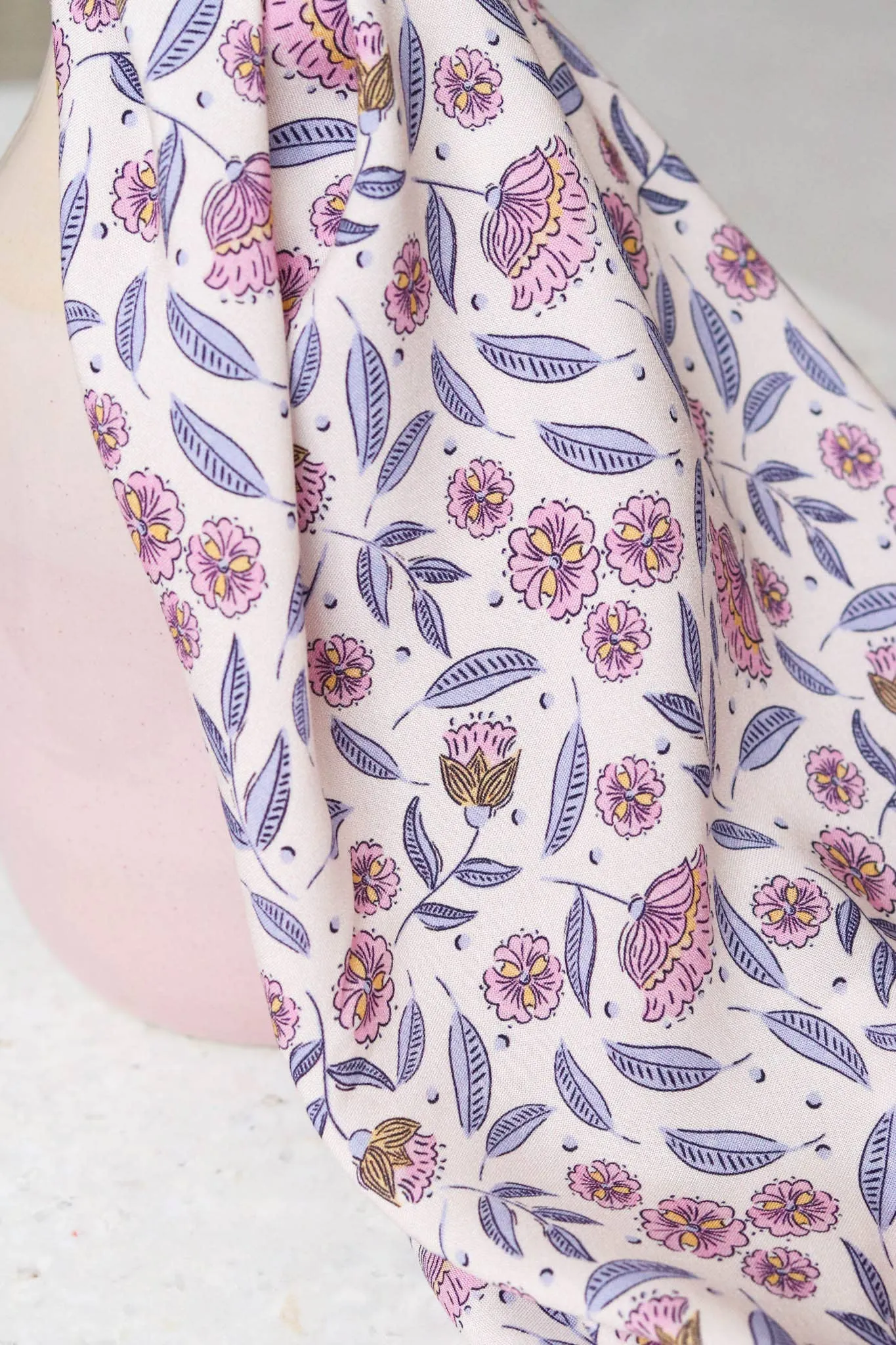 Lise Tailor Viscose Rayon - Folklore Summer