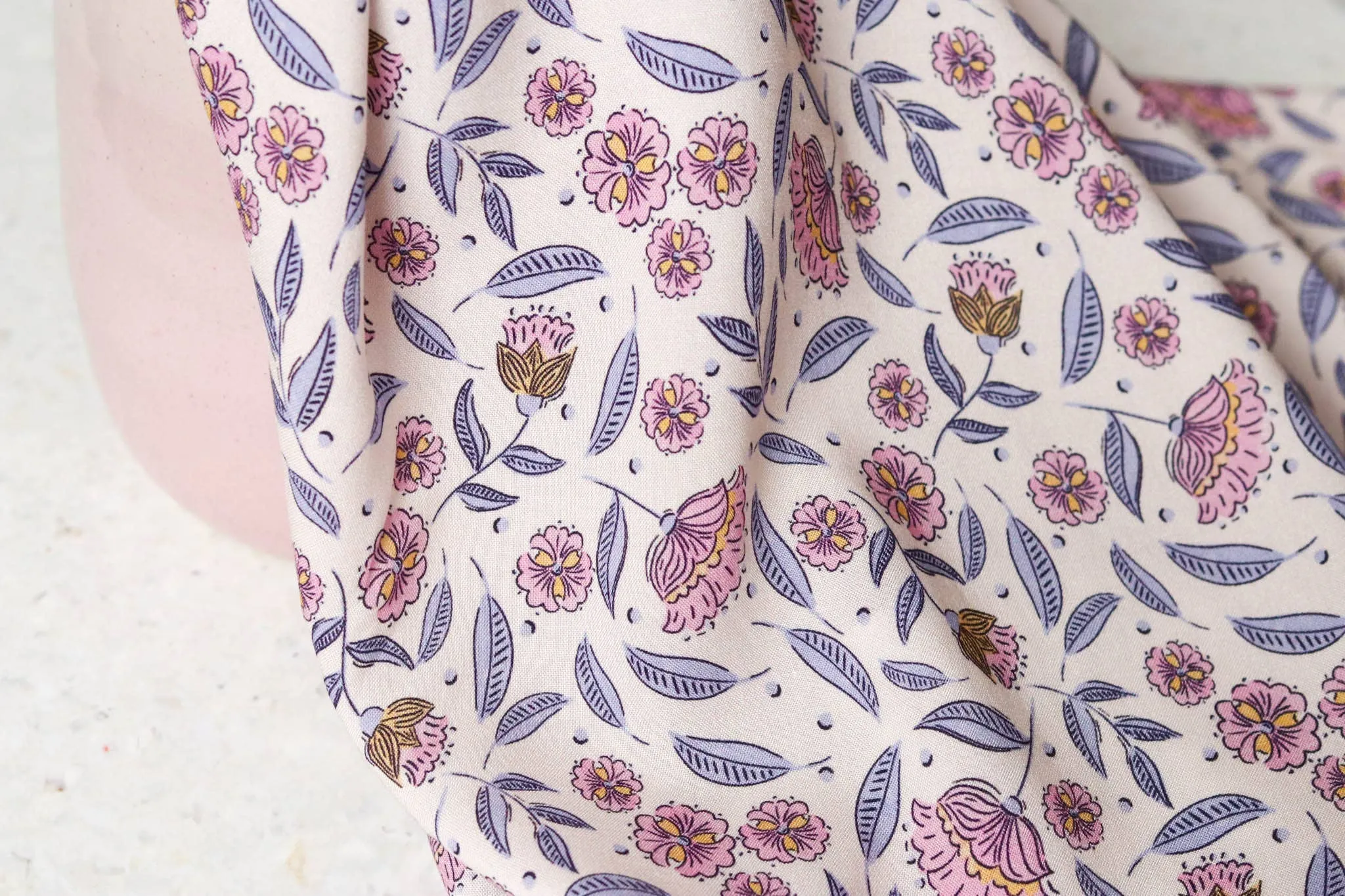 Lise Tailor Viscose Rayon - Folklore Summer
