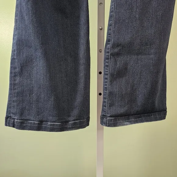 Liverpool Wide Leg Jean Trousers Size 10/30 Rinse Wash Dark