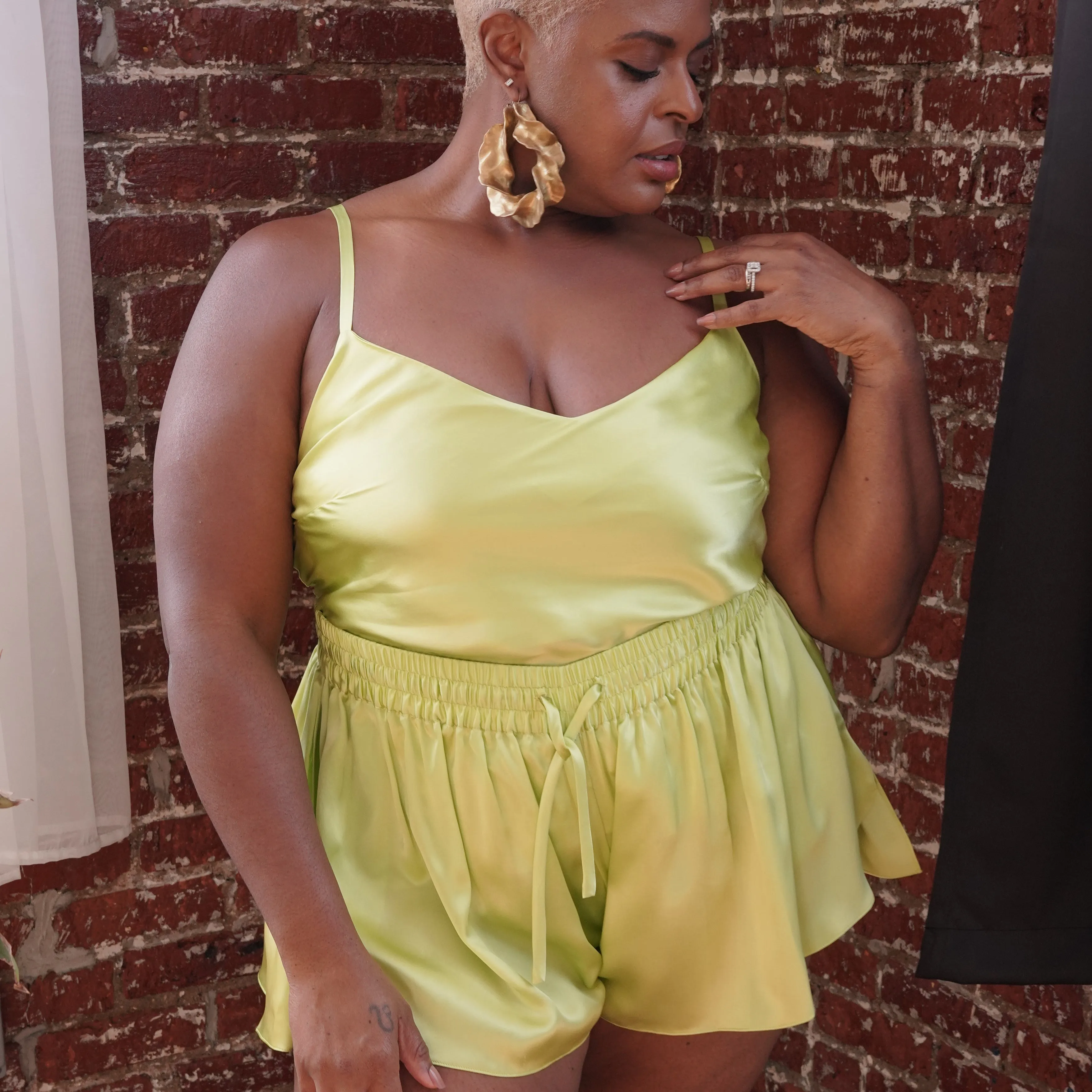 LOLA SILK CAMISOLE IN CITRON
