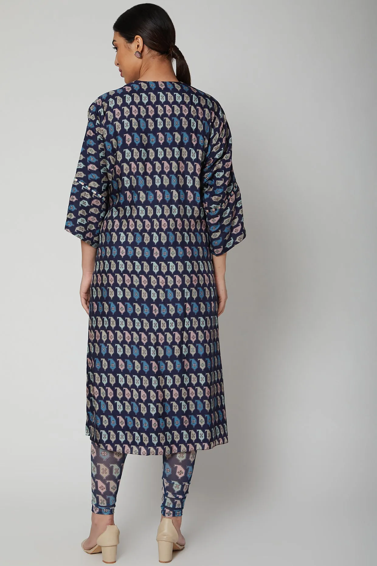 Multicolor Paisley Printed Tunic With Leggings