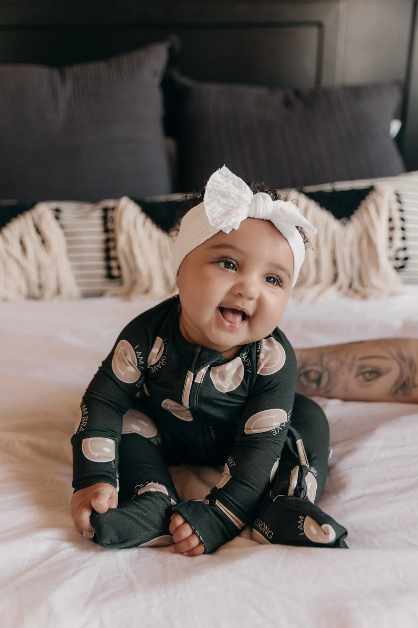 Neutral Smiley Affirmation Romper - Bamboo Pajama
