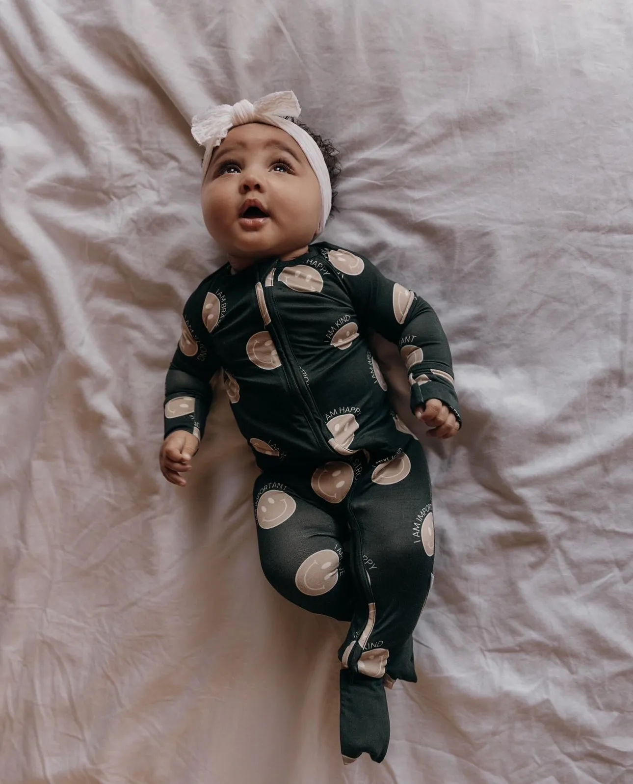Neutral Smiley Affirmation Romper - Bamboo Pajama