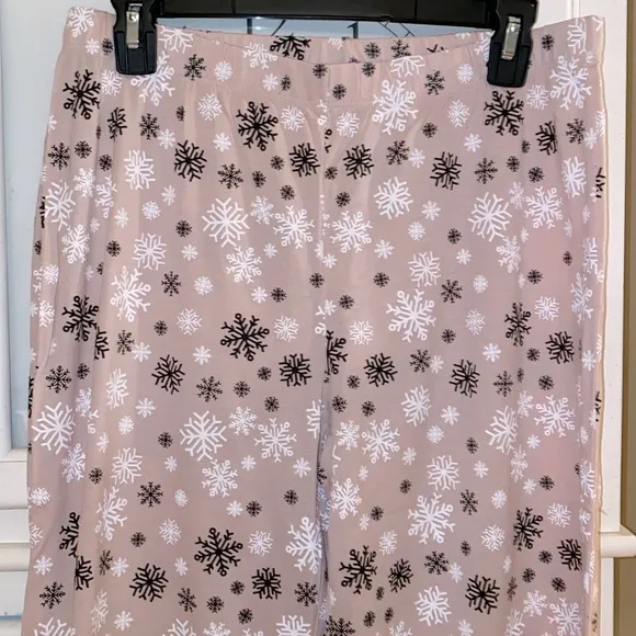 NWT Cosabella Baby It's Cold Outside Snowflake Pajamas in Pink Black &amp; White