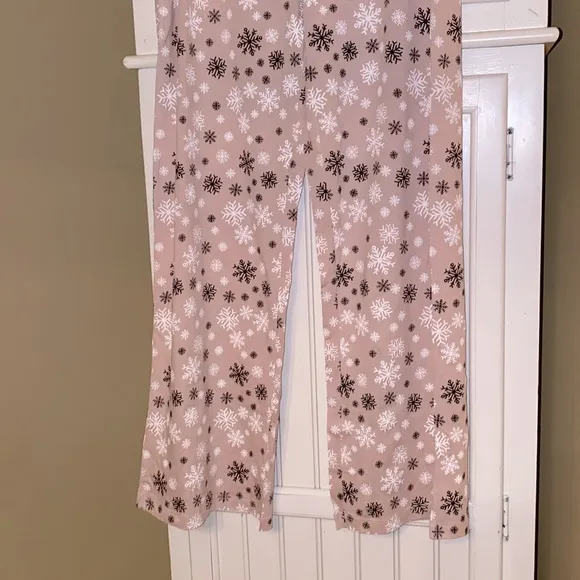 NWT Cosabella Baby It's Cold Outside Snowflake Pajamas in Pink Black &amp; White