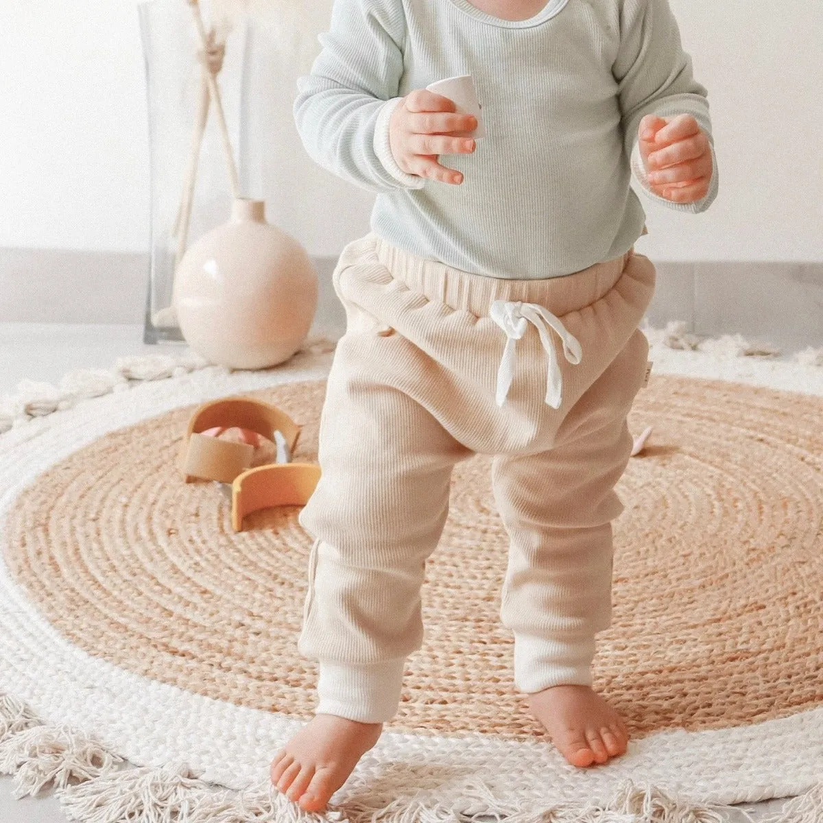 Relaxed Fit Ribbed Leggings - Beige