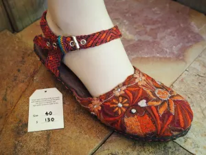 Size 40 Ballerina Sandals - Orange Love Birds