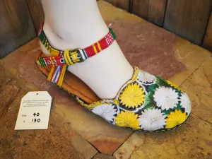 Size 40 Ballerina Sandals - Yellow and White Daisies