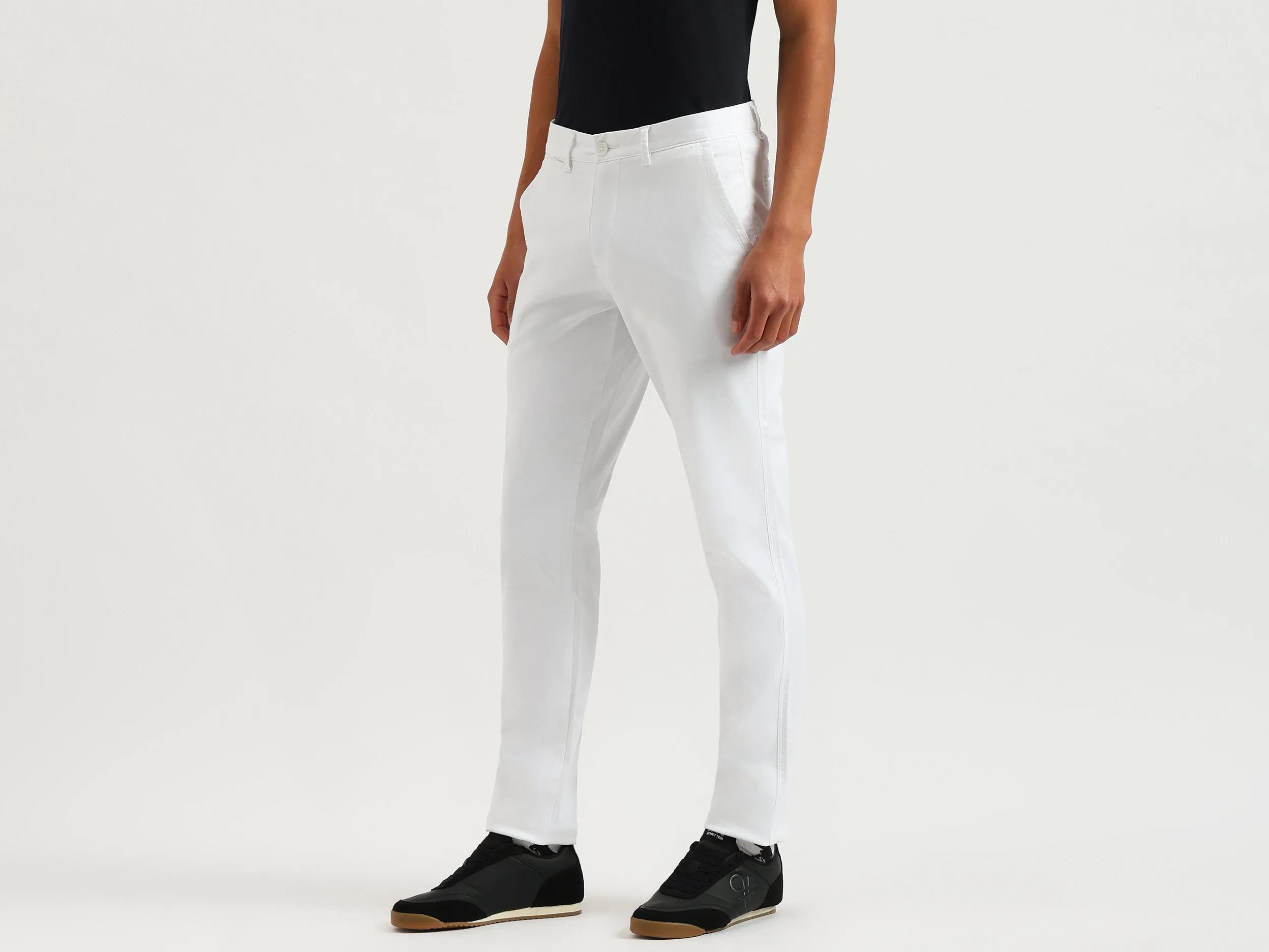 Solid Slim Fit Chinos Trousers
