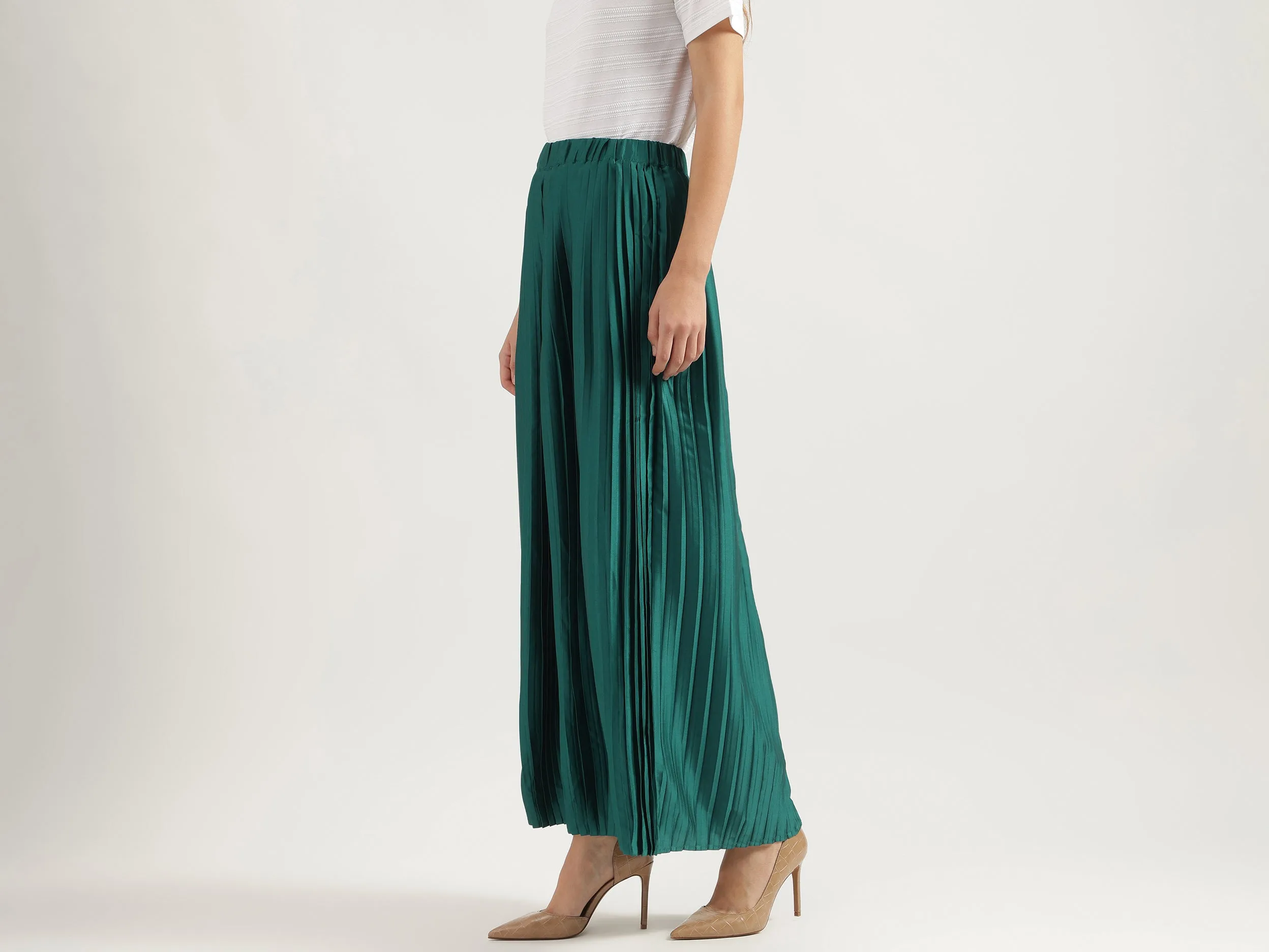 Solid Wide Leg Fit Trousers