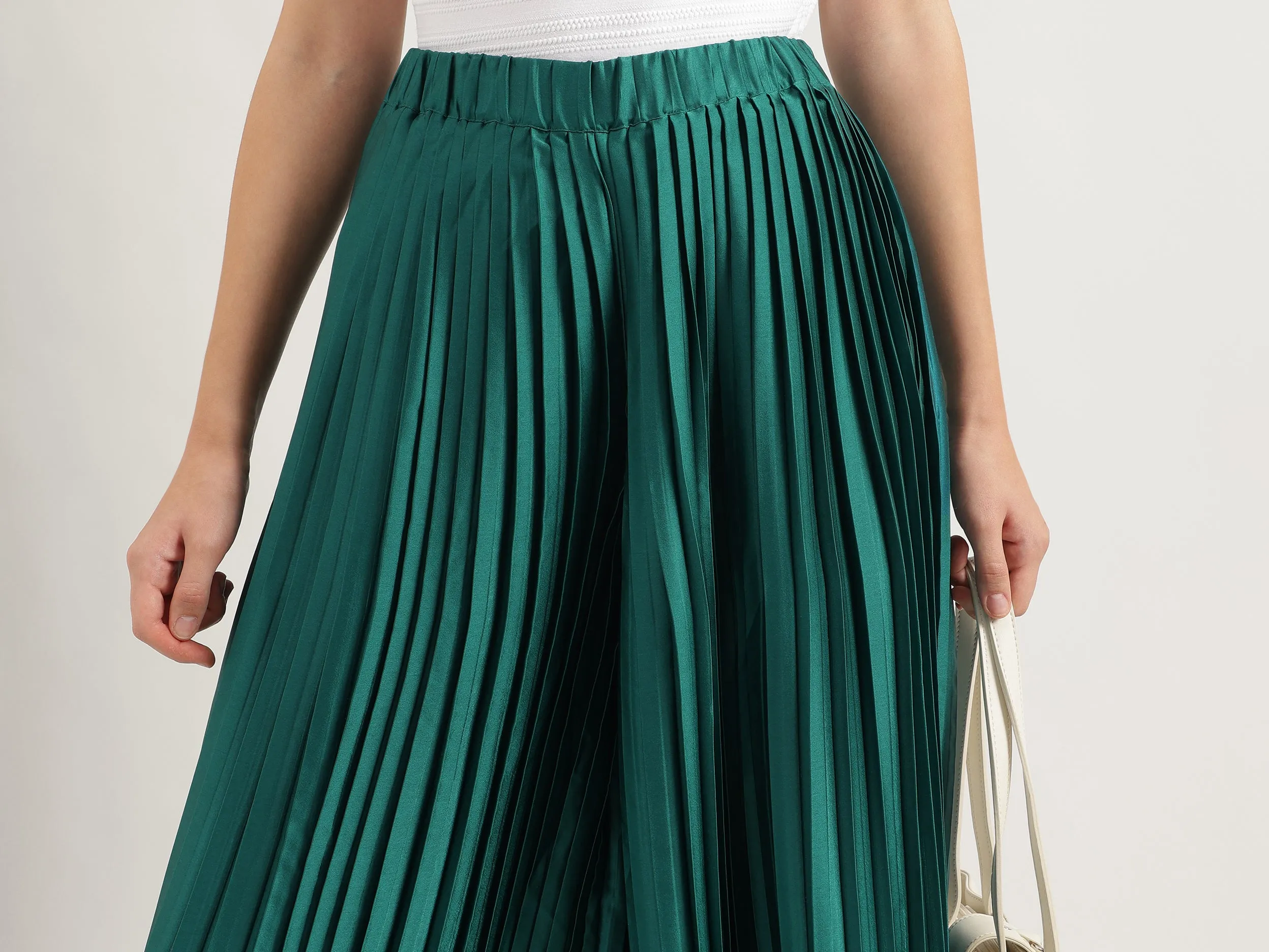Solid Wide Leg Fit Trousers