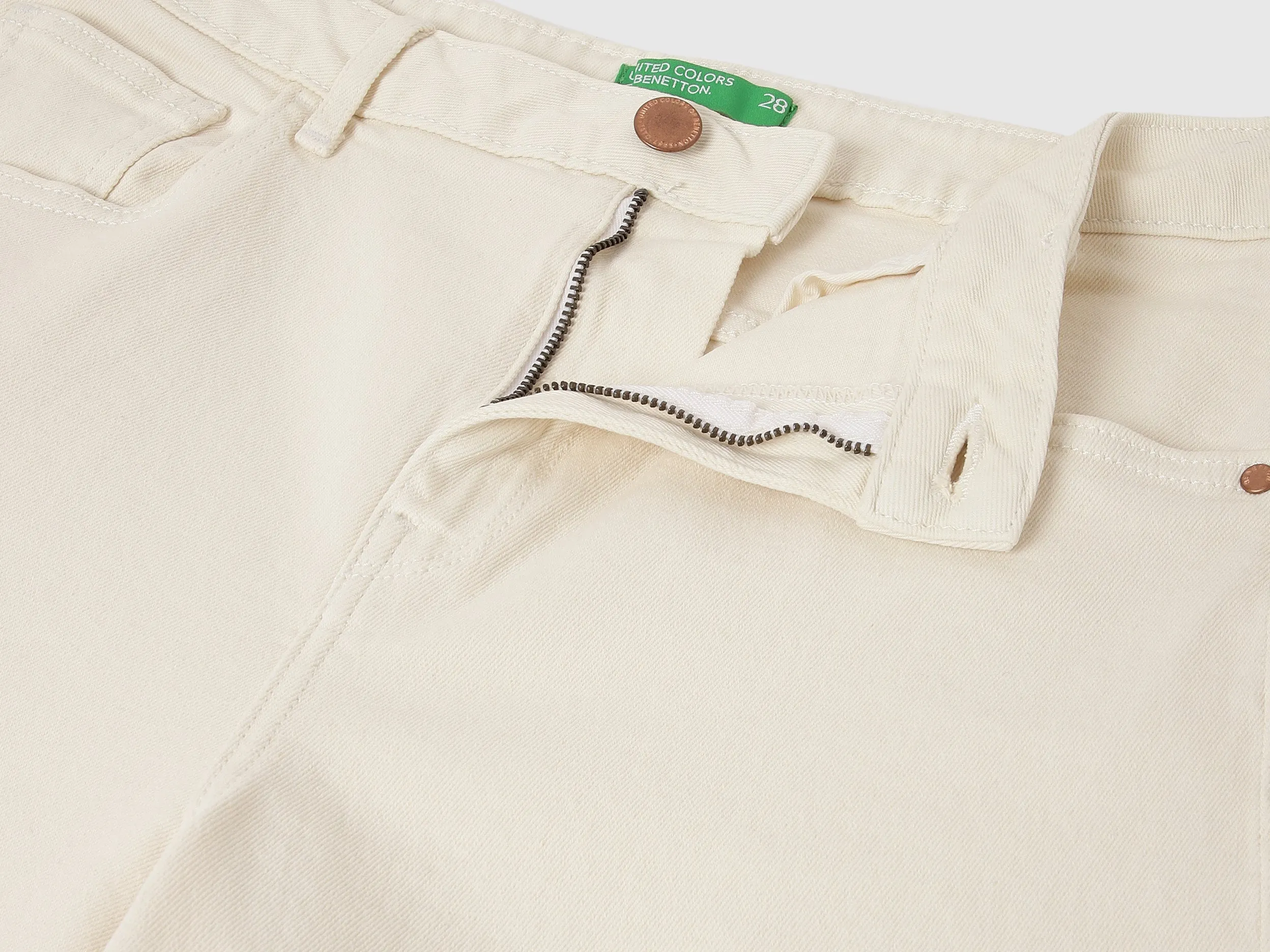 Solid Wide Leg Fit Trousers
