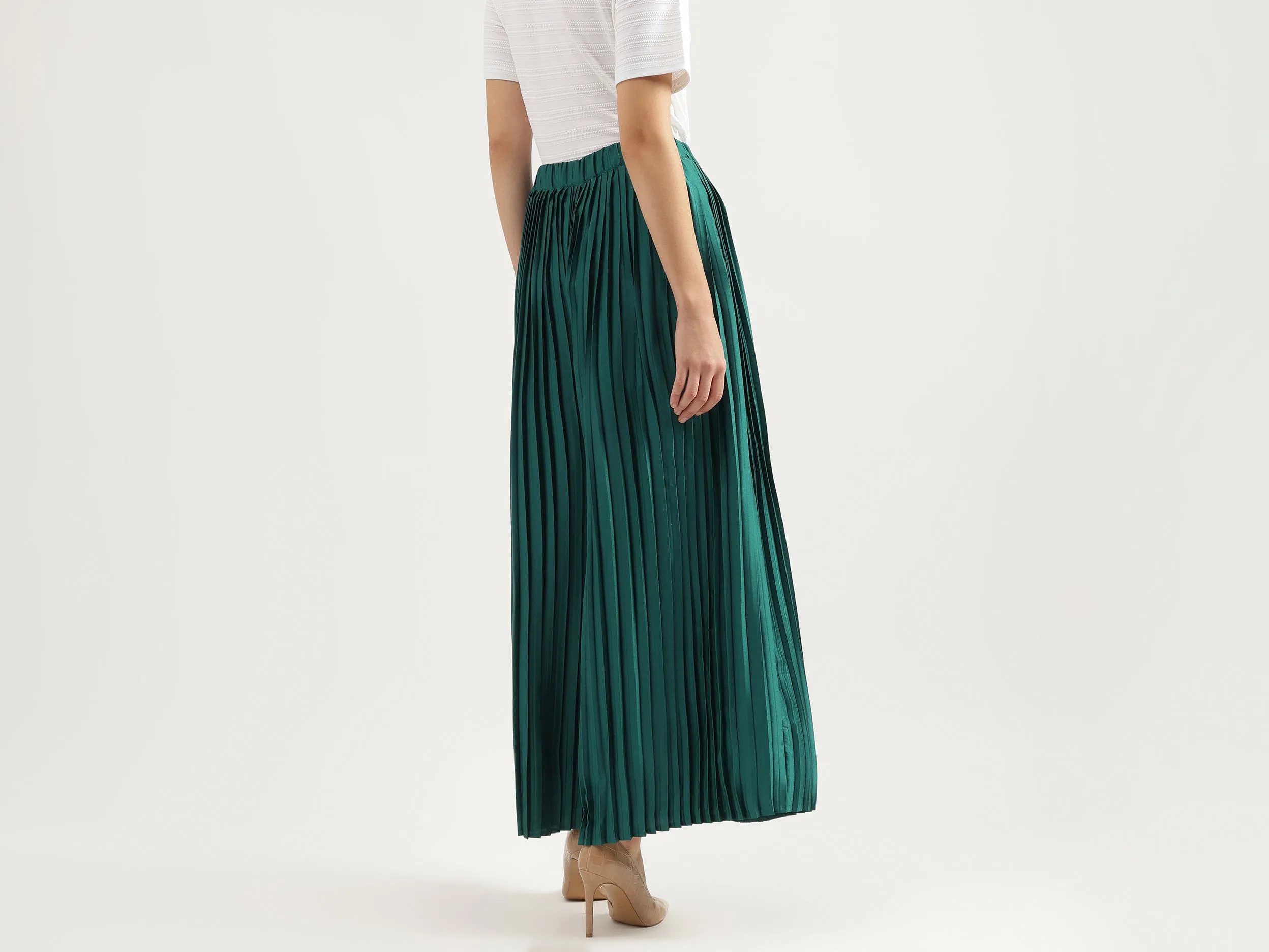 Solid Wide Leg Fit Trousers