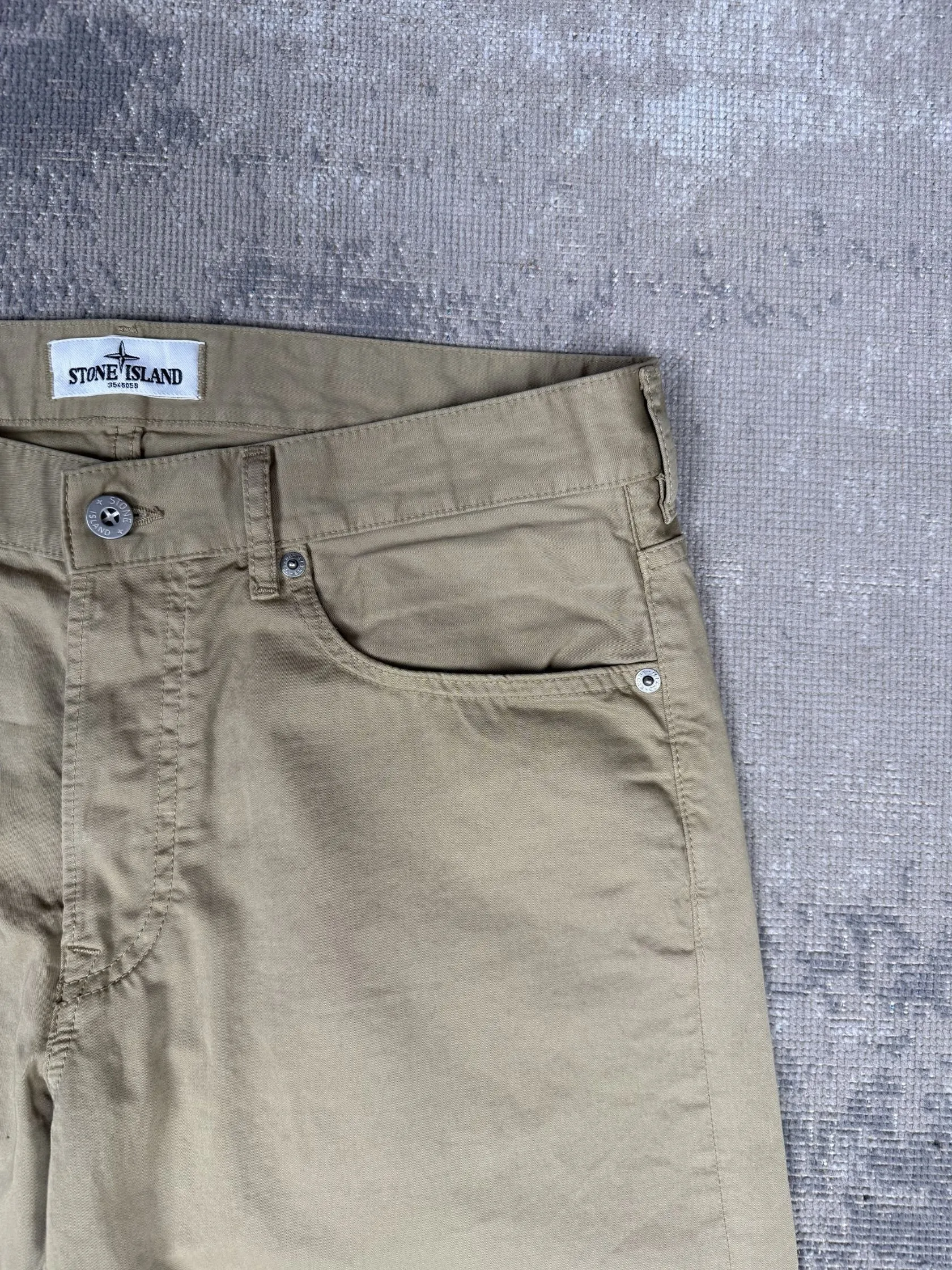 Stone Island Re-T Chinos - Tan