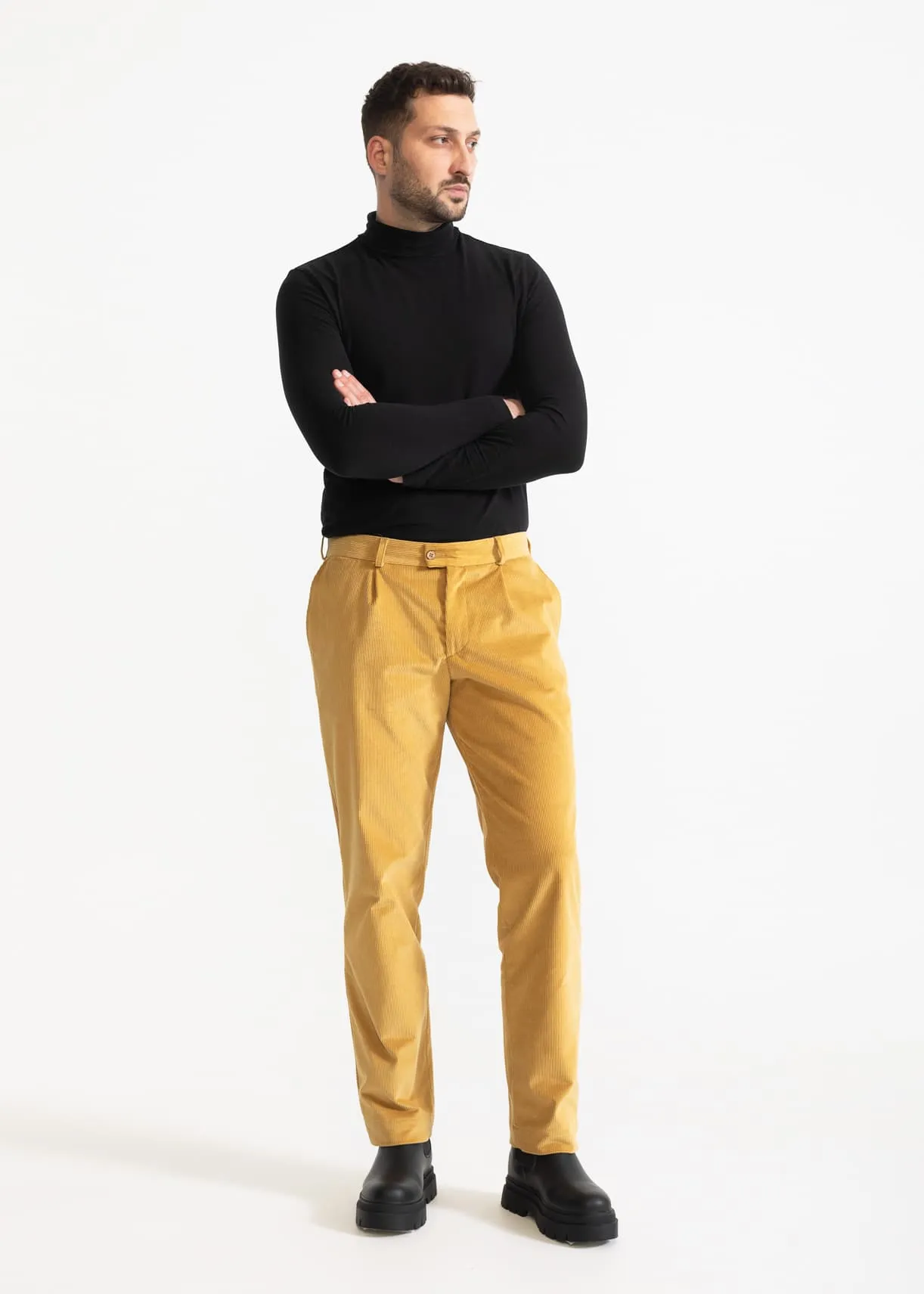 The Dacian Corduroy Trousers Golden