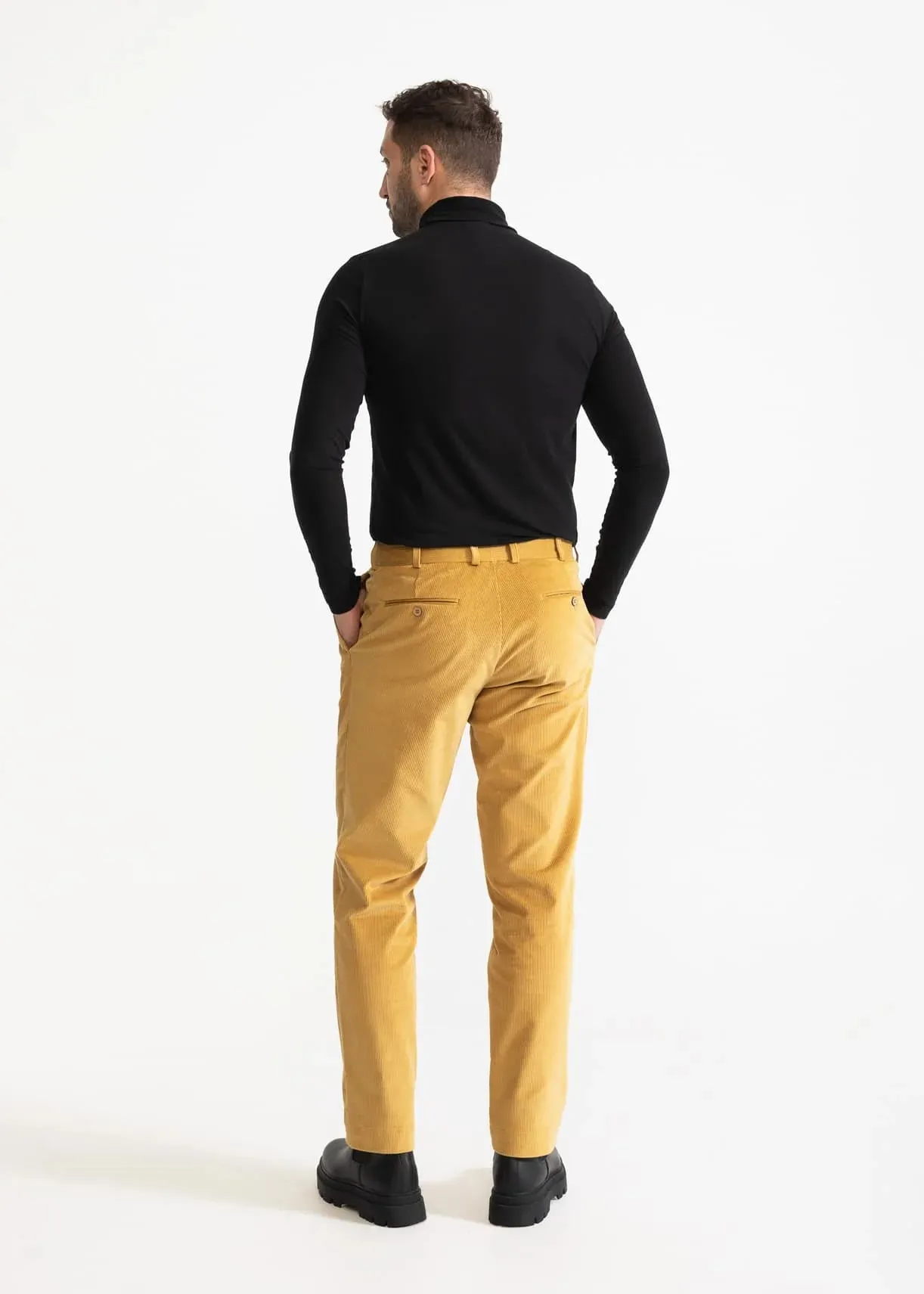 The Dacian Corduroy Trousers Golden