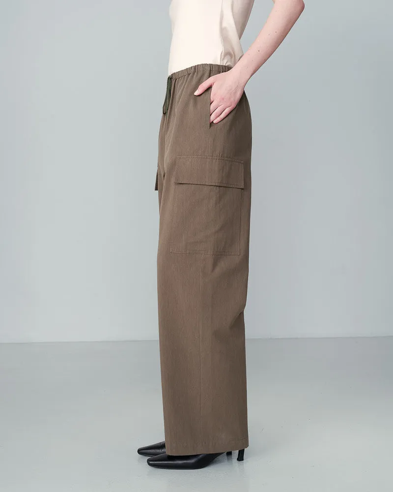 TROUSERS KAKI NOW