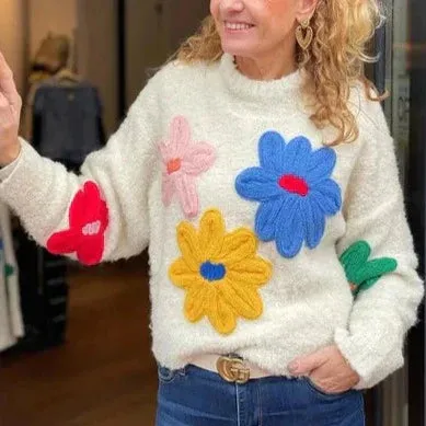 Trudy - decorative floral sweater