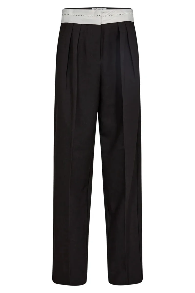Volacc Reverse Waist pant
