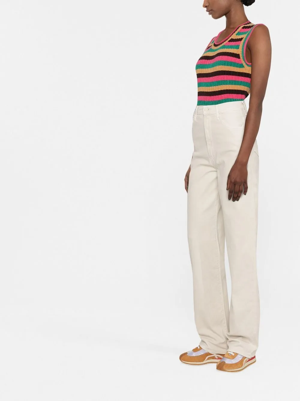 Wide-leg trousers