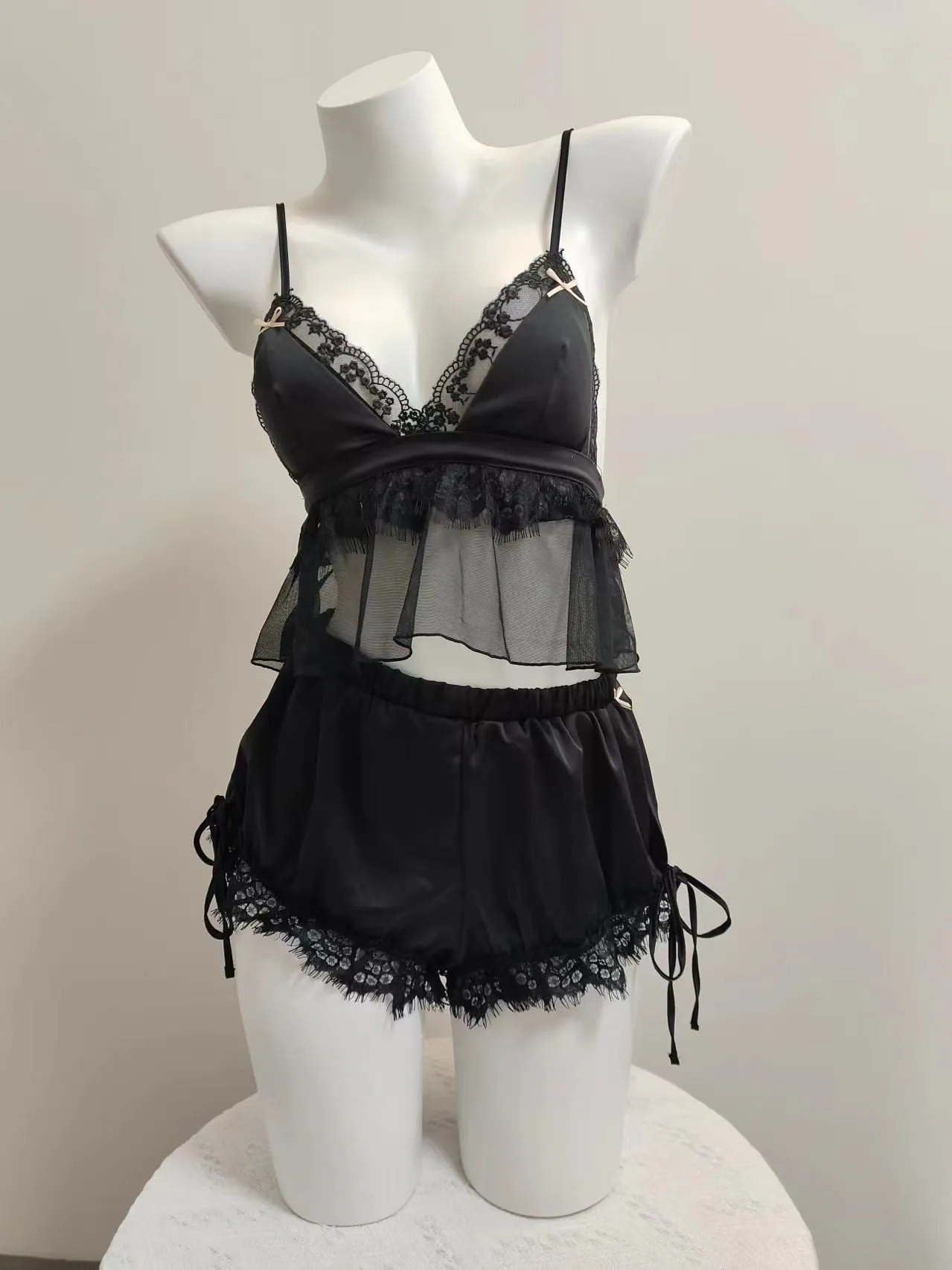 Women's Lace Suspender Shorts Ice Silk Pajamas Suit