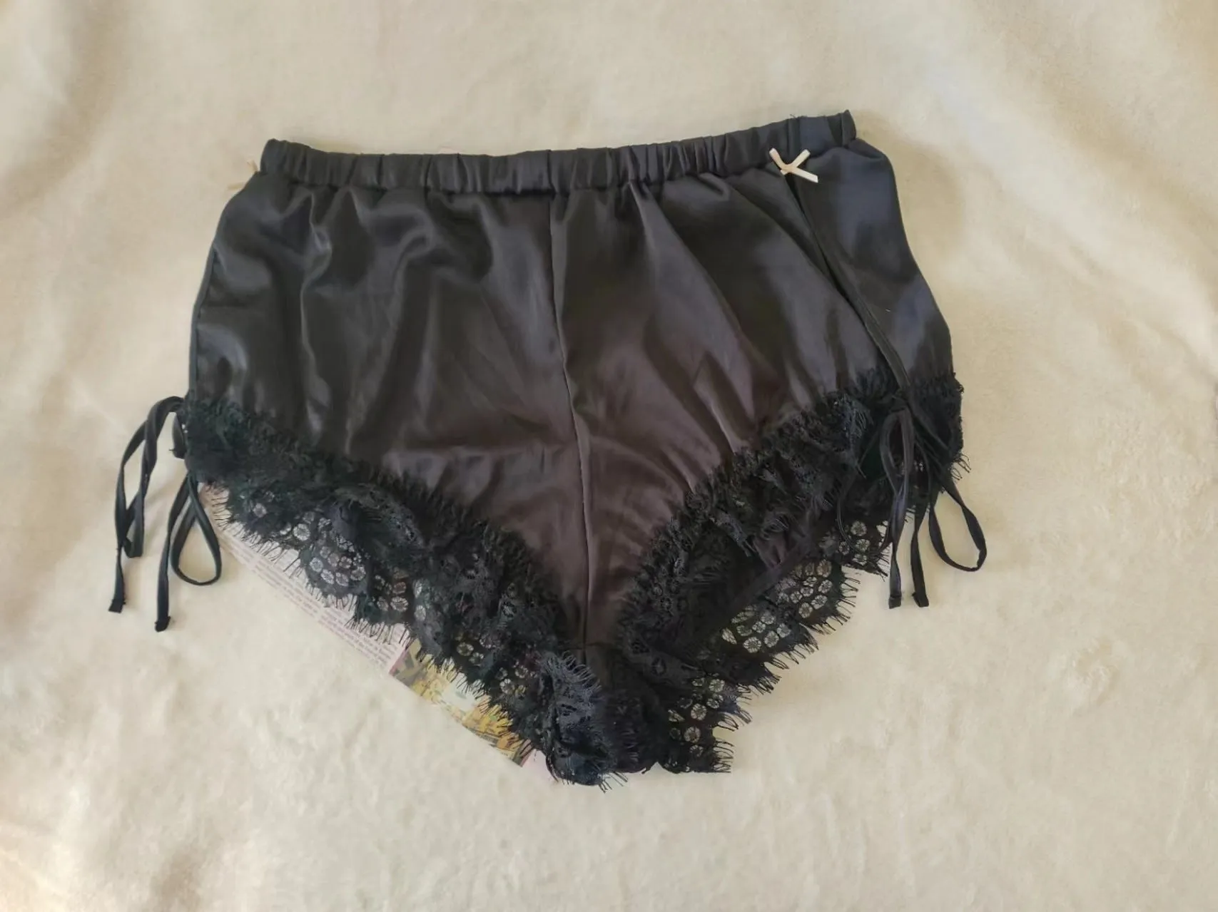 Women's Lace Suspender Shorts Ice Silk Pajamas Suit