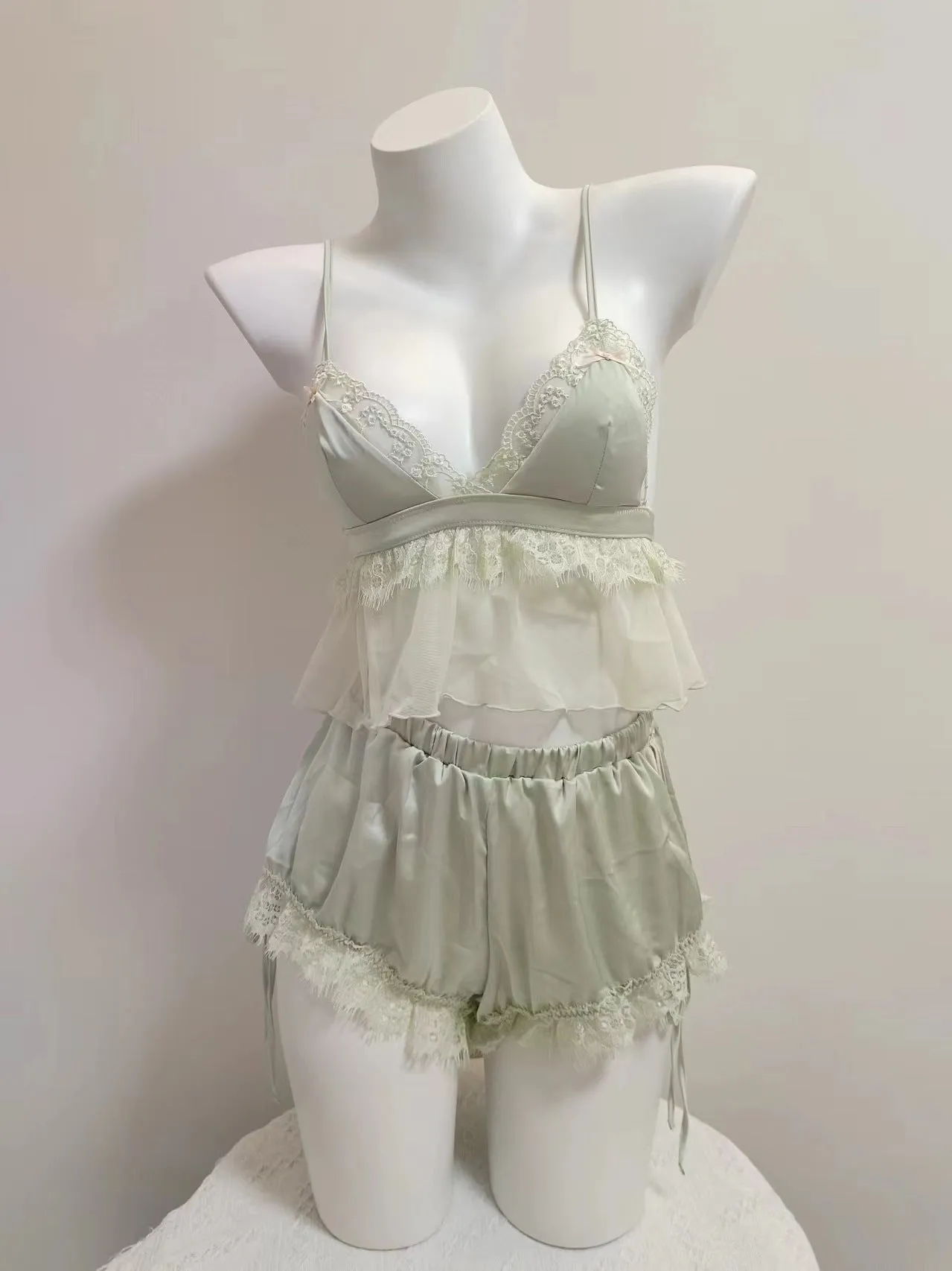Women's Lace Suspender Shorts Ice Silk Pajamas Suit